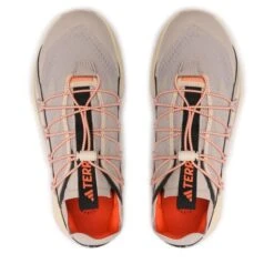 Chaussures De Trekking Adidas Terrex Voyager 21 Travel Shoes HP8614 Marron 11 Chaussures De Trekking Adidas Terrex Voyager 21 Travel Shoes HP8614 Marron -Chaussure Soldes Boutique chaussures de trekking adidas terrex voyager 21 travel shoes hp8614 marron 4