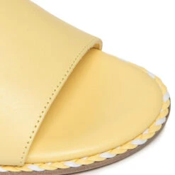 Mules / Sandales De Bain Marco Tozzi 2-27102-28 Lemon Comb 639 -Chaussure Soldes Boutique mules sandales de bain marco tozzi 2 27102 28 lemon comb 639 5