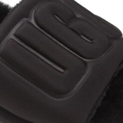 Mules / Sandales De Bain Ugg W Maxi Graphic Slide 1131992 Blk -Chaussure Soldes Boutique mules sandales de bain ugg w maxi graphic slide 1131992 blk 5